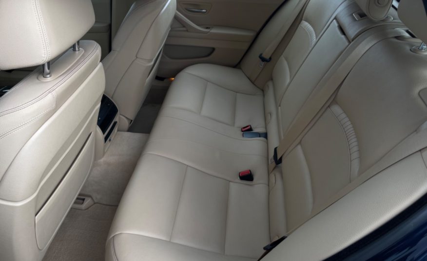 BMW Rad 5 Touring 530d xDrive