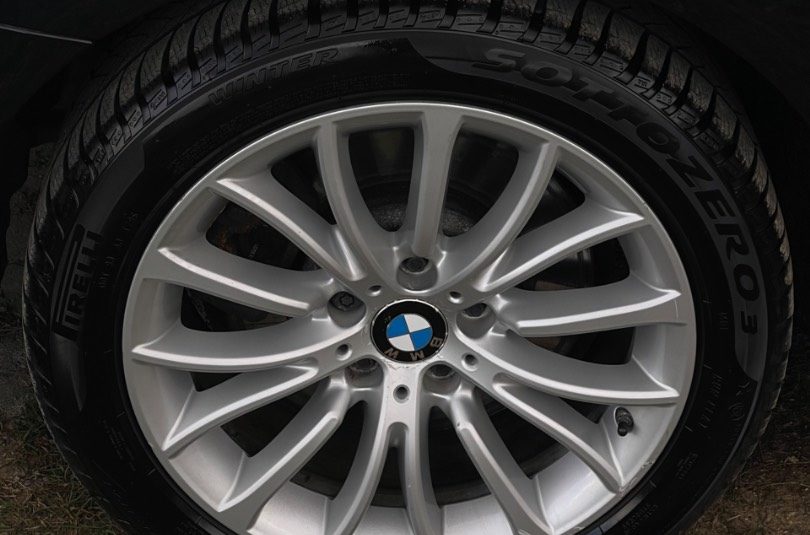 BMW Rad 5 Touring 530d xDrive