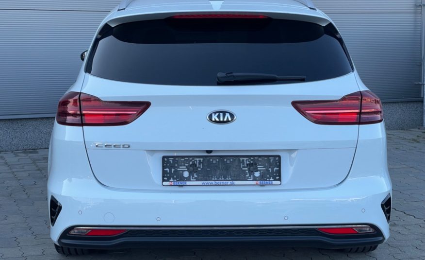 Kia Ceed 1.6 CRDi 136k Gold A/T