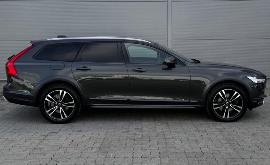 Volvo V90 CC D4 Cross Country Pro AWD A/T