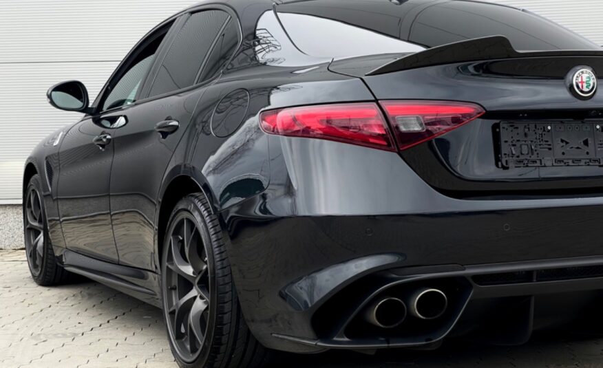 Alfa Romeo Giulia 2.9 Twin Turbo V6 510 AT QV