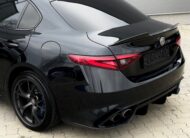 Alfa Romeo Giulia 2.9 Twin Turbo V6 510 AT QV