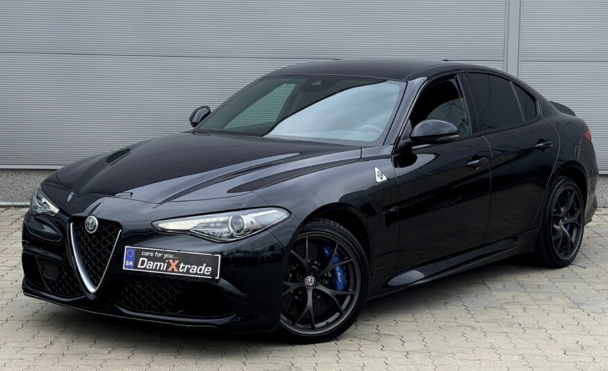 Alfa Romeo Giulia 2.9 Twin Turbo V6 510 AT QV