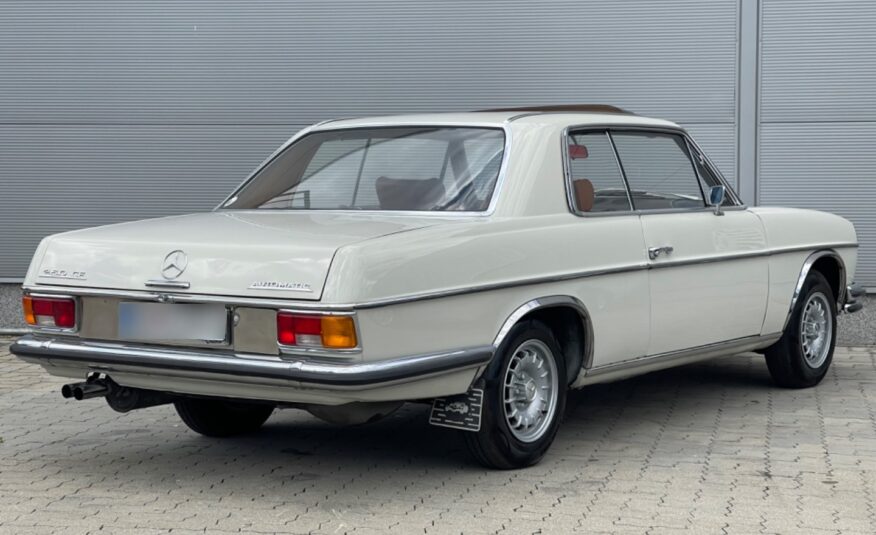 Mercedes-Benz 230 – 300 CE Kupé 250CE Automatic