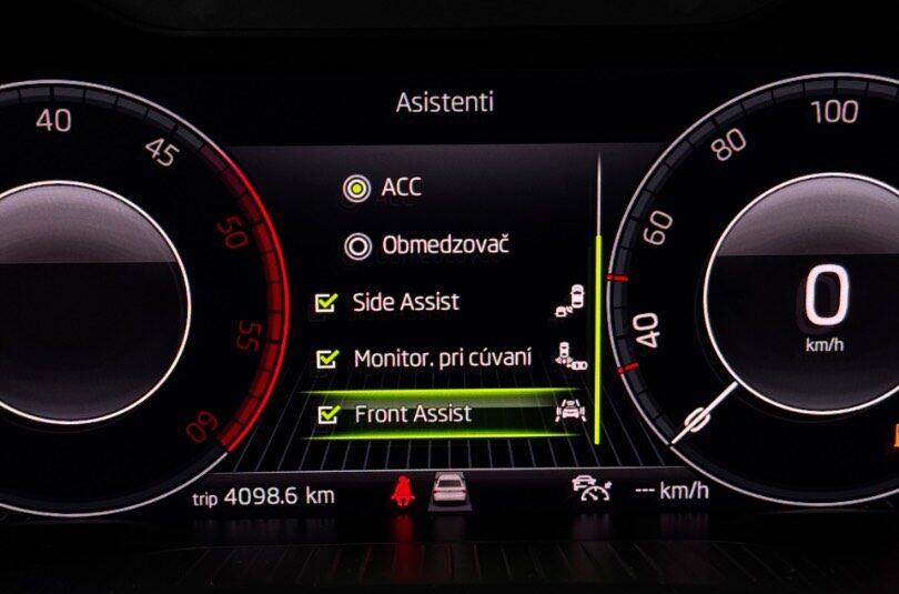 Škoda Karoq 2.0 TDI SCR Live Plus