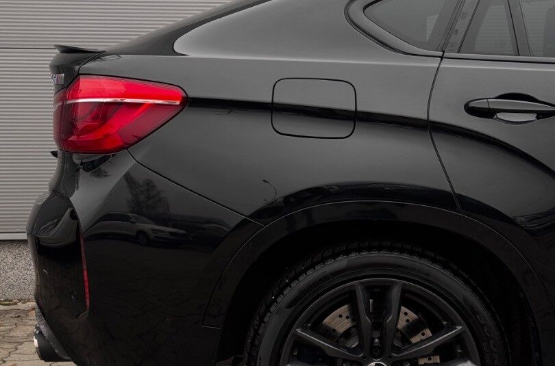 BMW X6 M edition BLACK FIRE, AKRAPOVIČ