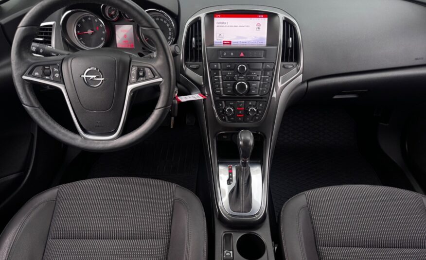 Opel Astra NOTCHBACK 103kW AUTOMAT 58tis. km 1 Majiteľ