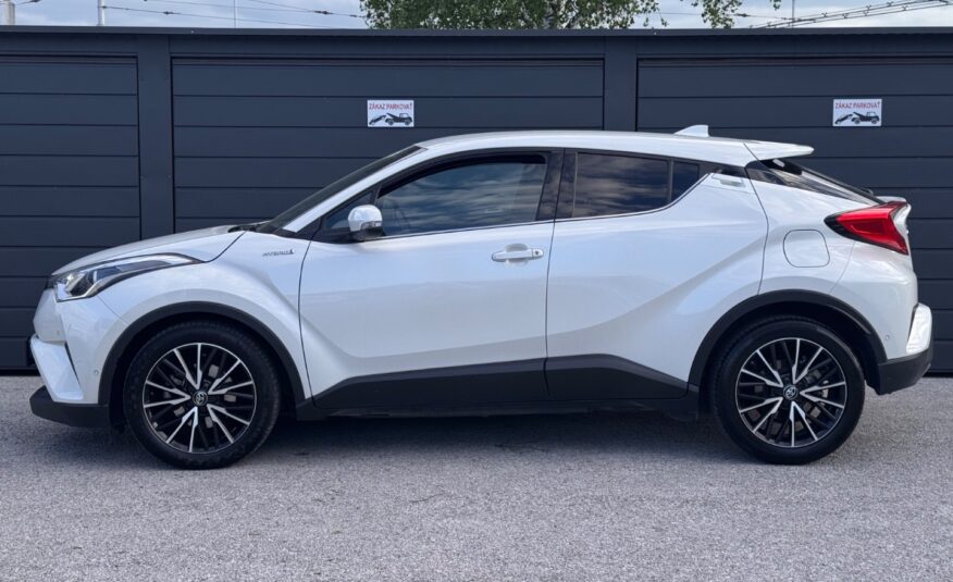 Toyota C-HR 1.8 Hybrid Executive E-CVT FWD