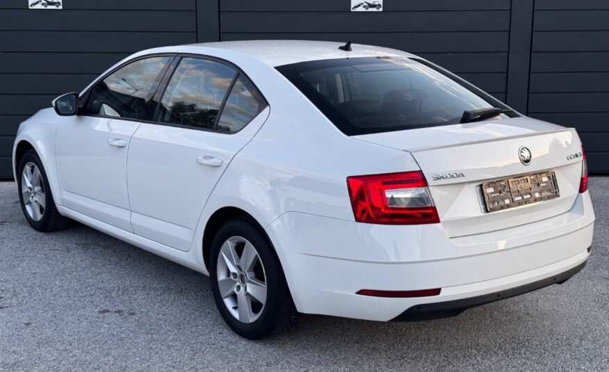 Škoda Octavia 2.0 TSI Ambition DSG