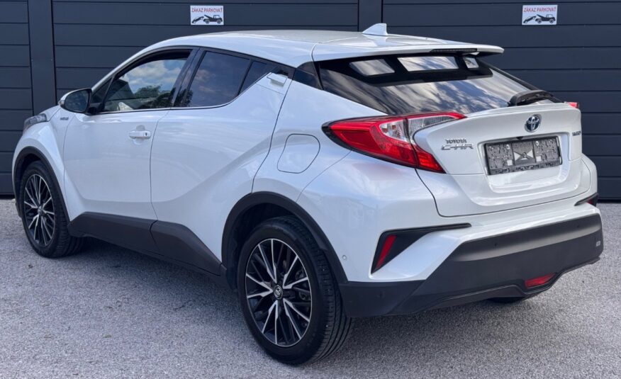 Toyota C-HR 1.8 Hybrid Executive E-CVT FWD