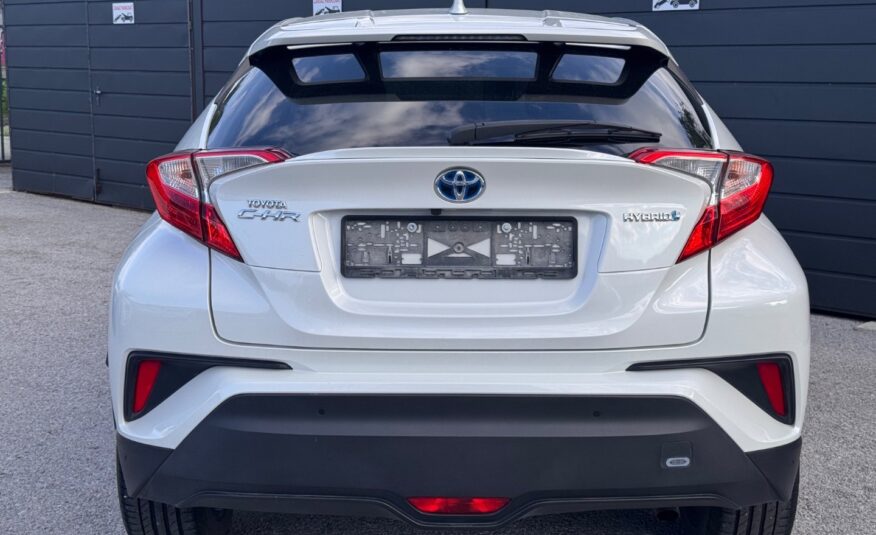 Toyota C-HR 1.8 Hybrid Executive E-CVT FWD