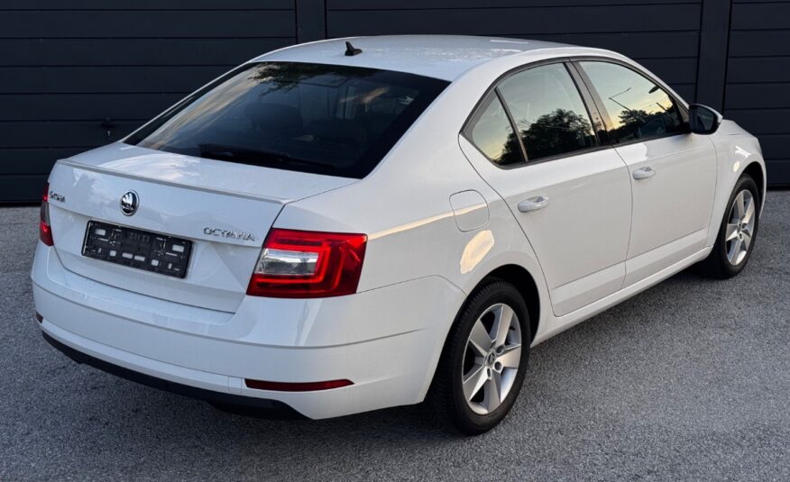 Škoda Octavia 2.0 TSI Ambition DSG