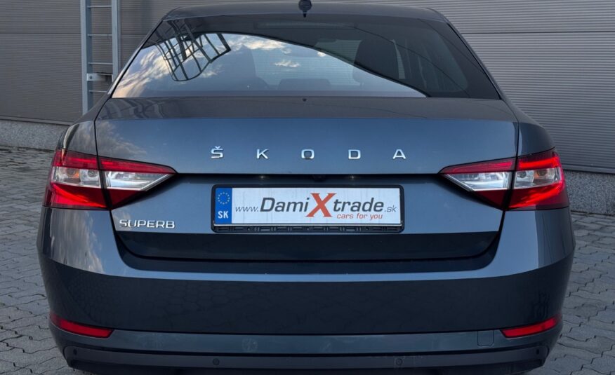 Škoda Superb 2.0 TDI SCR Live DSG
