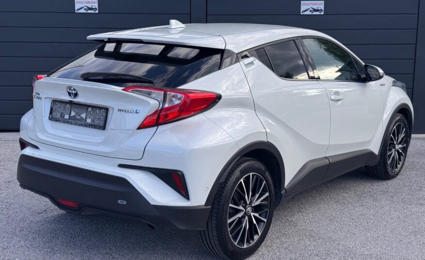 Toyota C-HR 1.8 Hybrid Executive E-CVT FWD