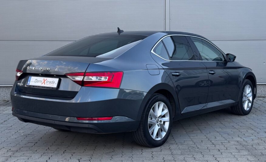 Škoda Superb 2.0 TDI SCR Live DSG