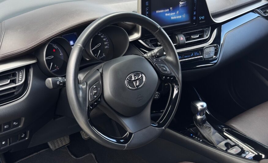 Toyota C-HR 1.8 Hybrid Executive E-CVT FWD