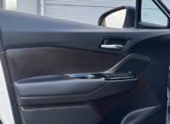 Toyota C-HR 1.8 Hybrid Executive E-CVT FWD