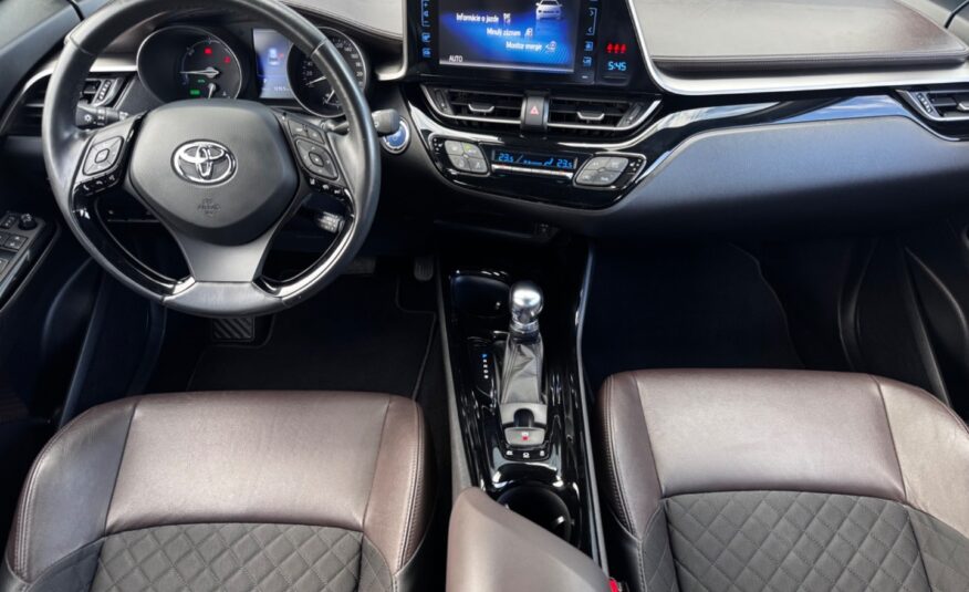 Toyota C-HR 1.8 Hybrid Executive E-CVT FWD