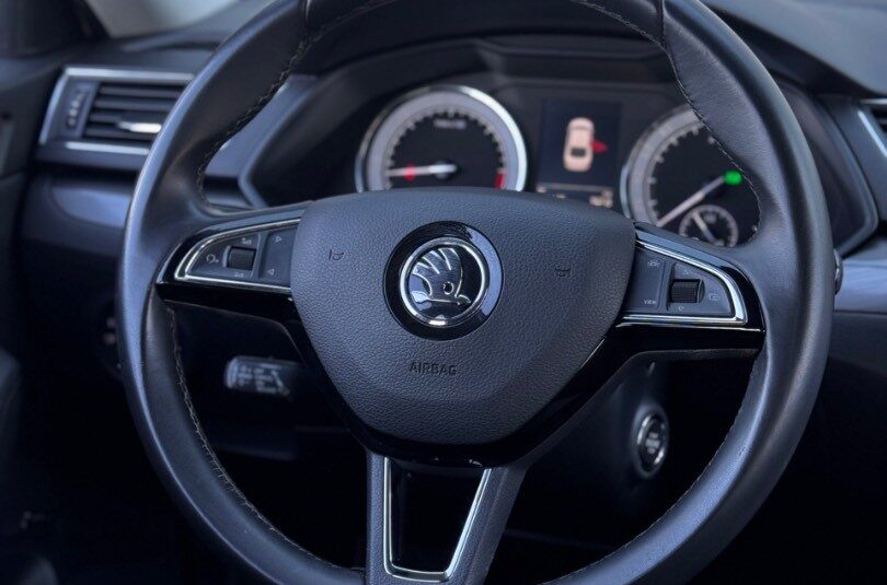 Škoda Superb 2.0 TDI SCR Style DSG