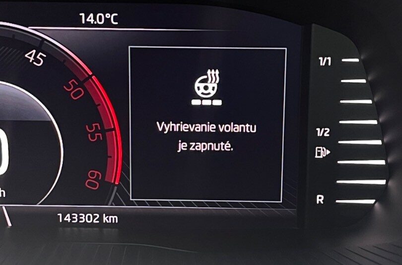 Škoda Superb 2.0 TDI SCR Live DSG