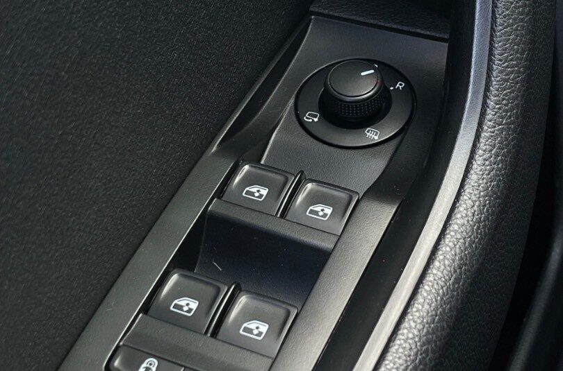 Škoda Superb 2.0 TDI SCR Live DSG