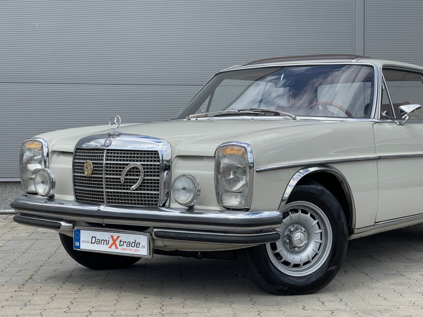 Mercedes-Benz 230 – 300 CE Kupé 250CE Automatic