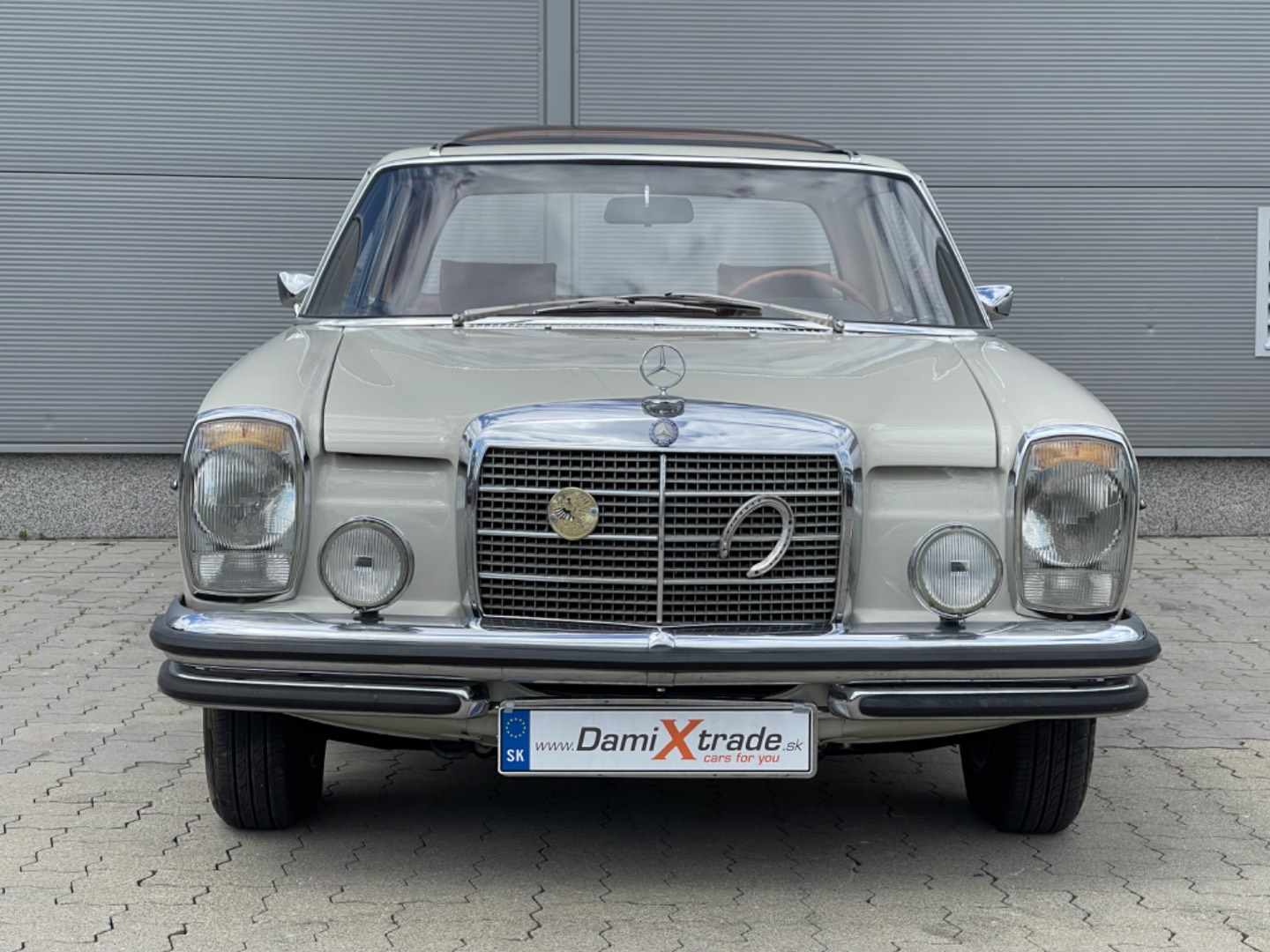 Mercedes-Benz 230 – 300 CE Kupé 250CE Automatic