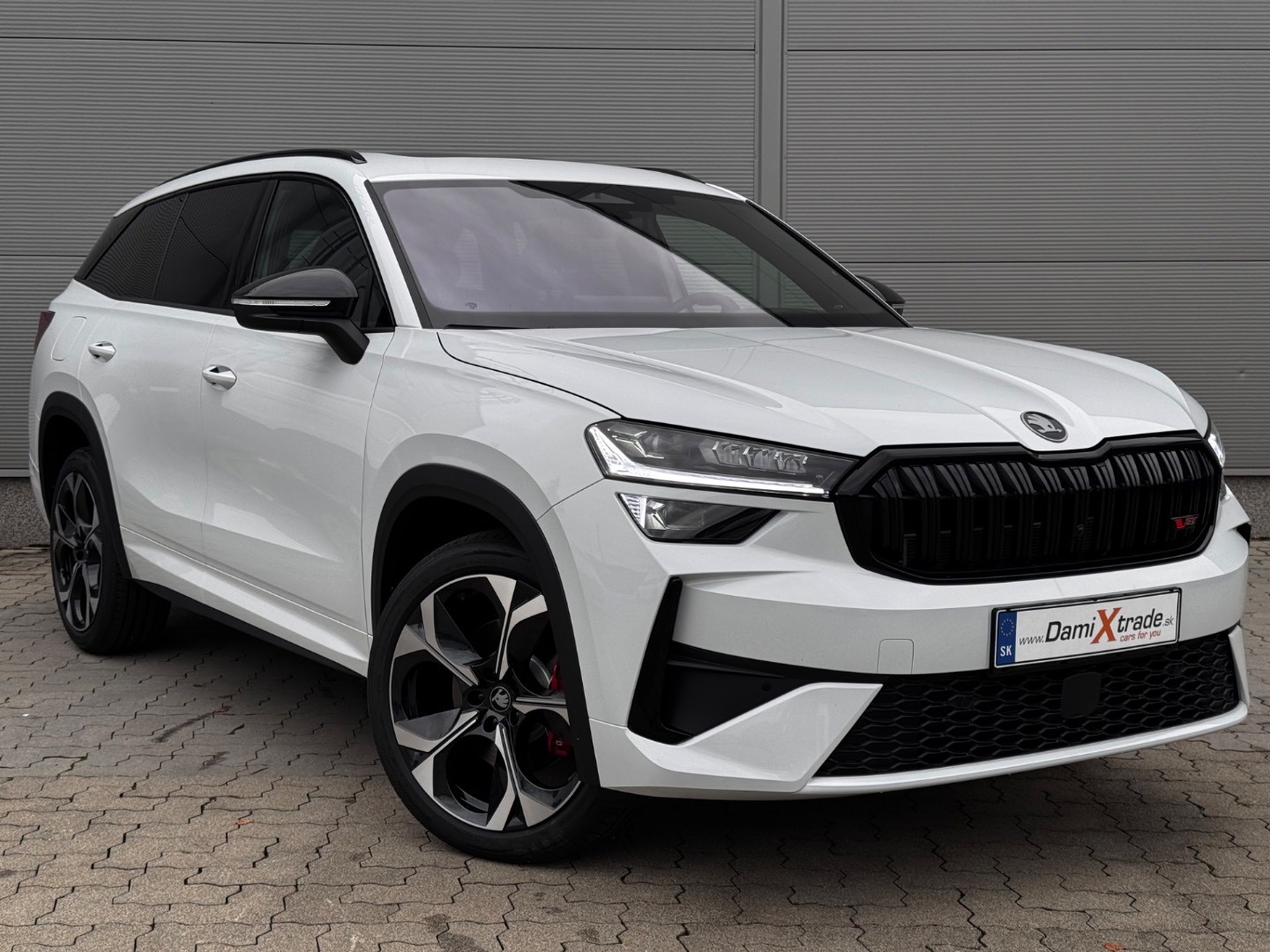 Škoda Kodiaq RS 2,0 TSI 195,00 kW 7-stup. Automat. 4×4 NOVÝ