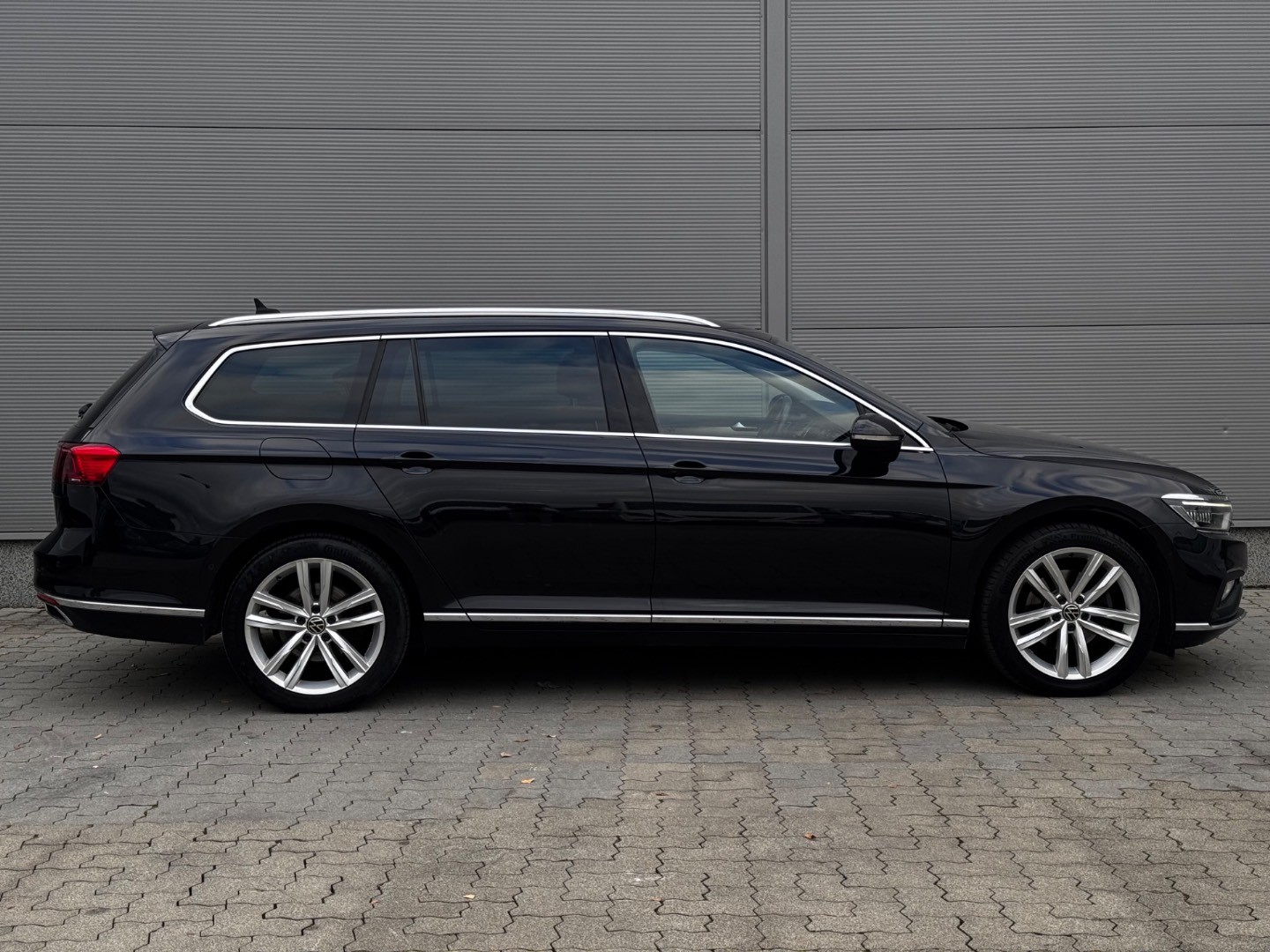 Volkswagen Passat Variant 2.0 TDI Elegance 4Motion DSG