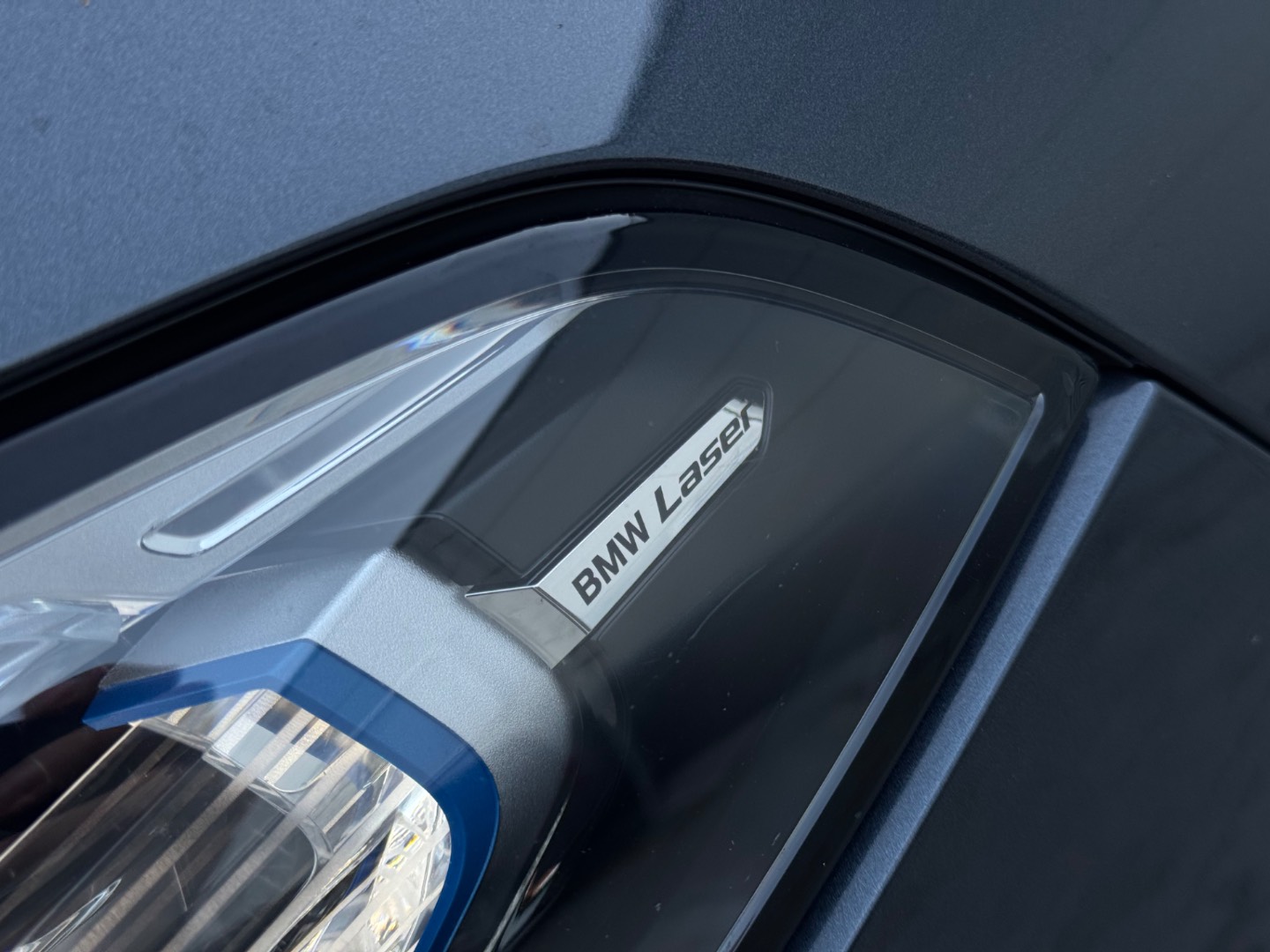 BMW X7 xDrive 40i mHEV A/T