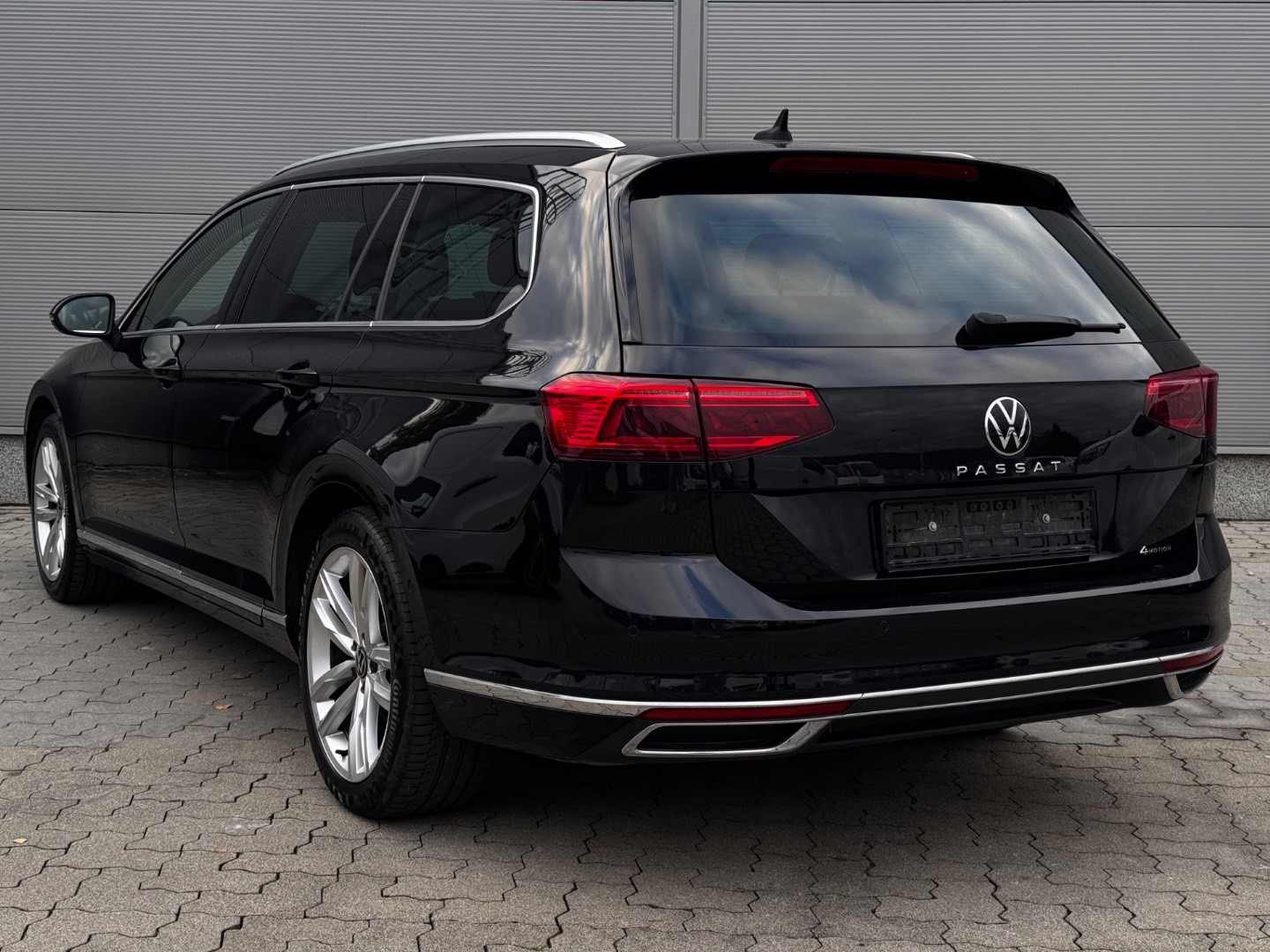 Volkswagen Passat Variant 2.0 TDI Elegance 4Motion DSG