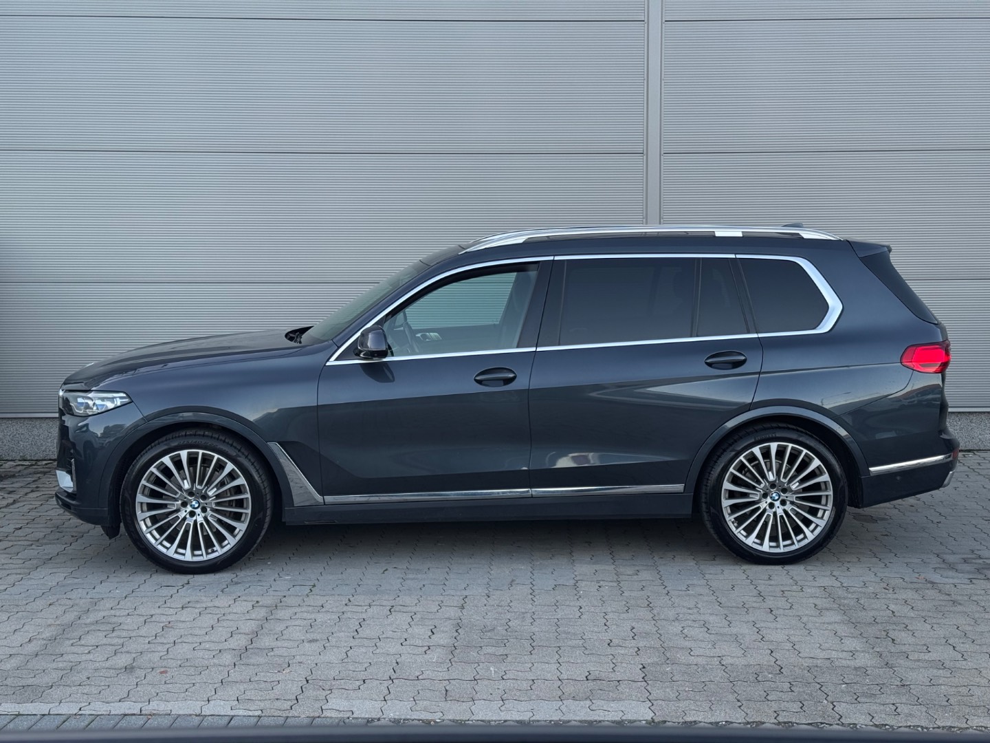 BMW X7 xDrive 40i mHEV A/T