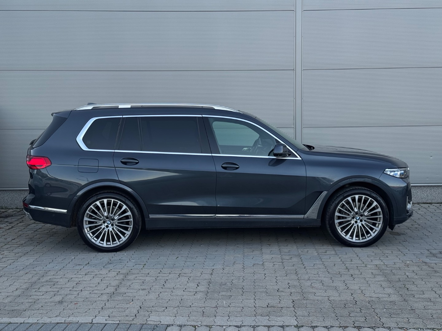 BMW X7 xDrive 40i mHEV A/T