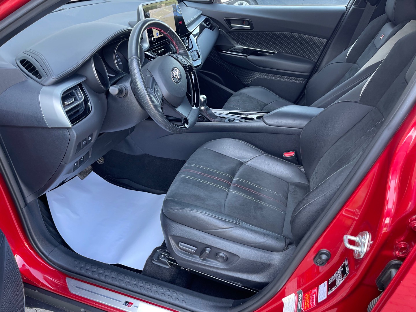 Toyota C-HR 1.8 Hybrid GR Sport E-CVT