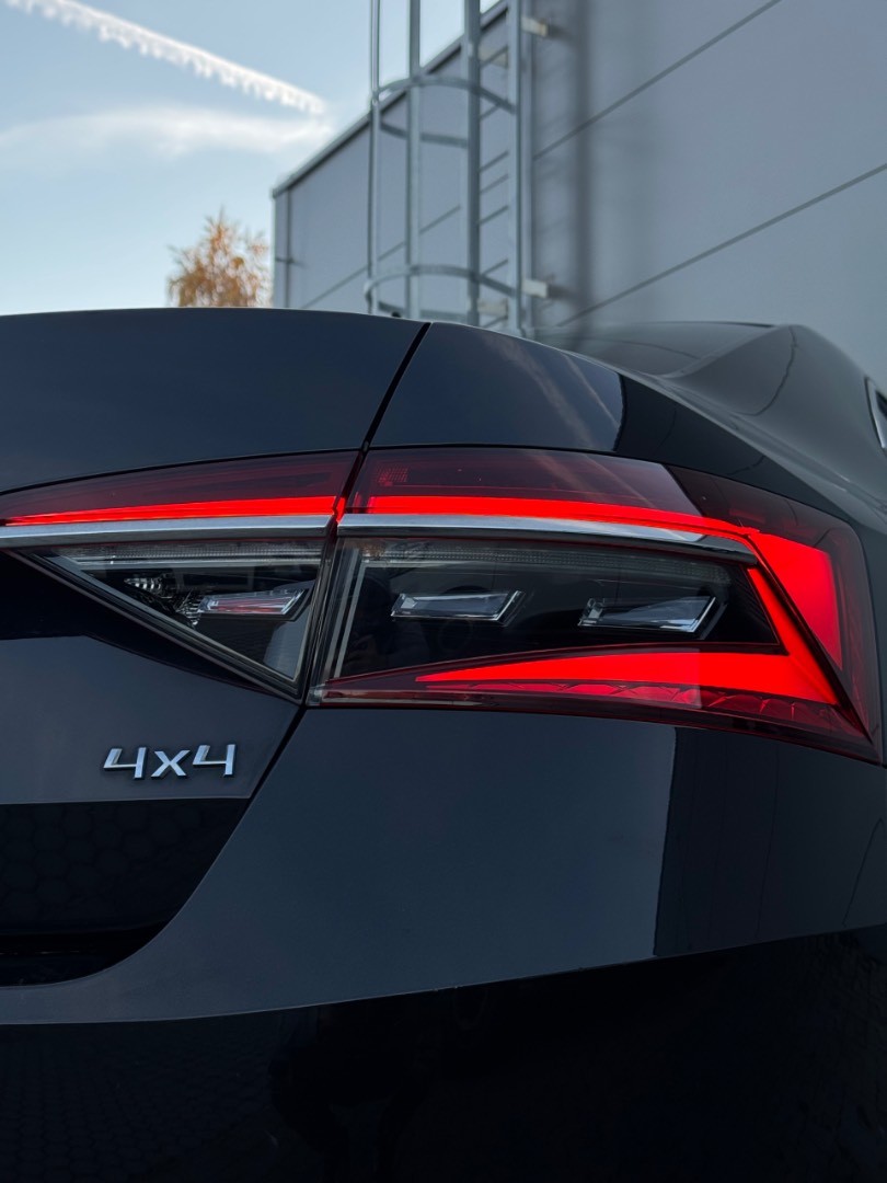 Škoda Superb 2.0 TDI SCR L K 4×4 DSG