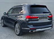 BMW X7 xDrive 40i mHEV A/T