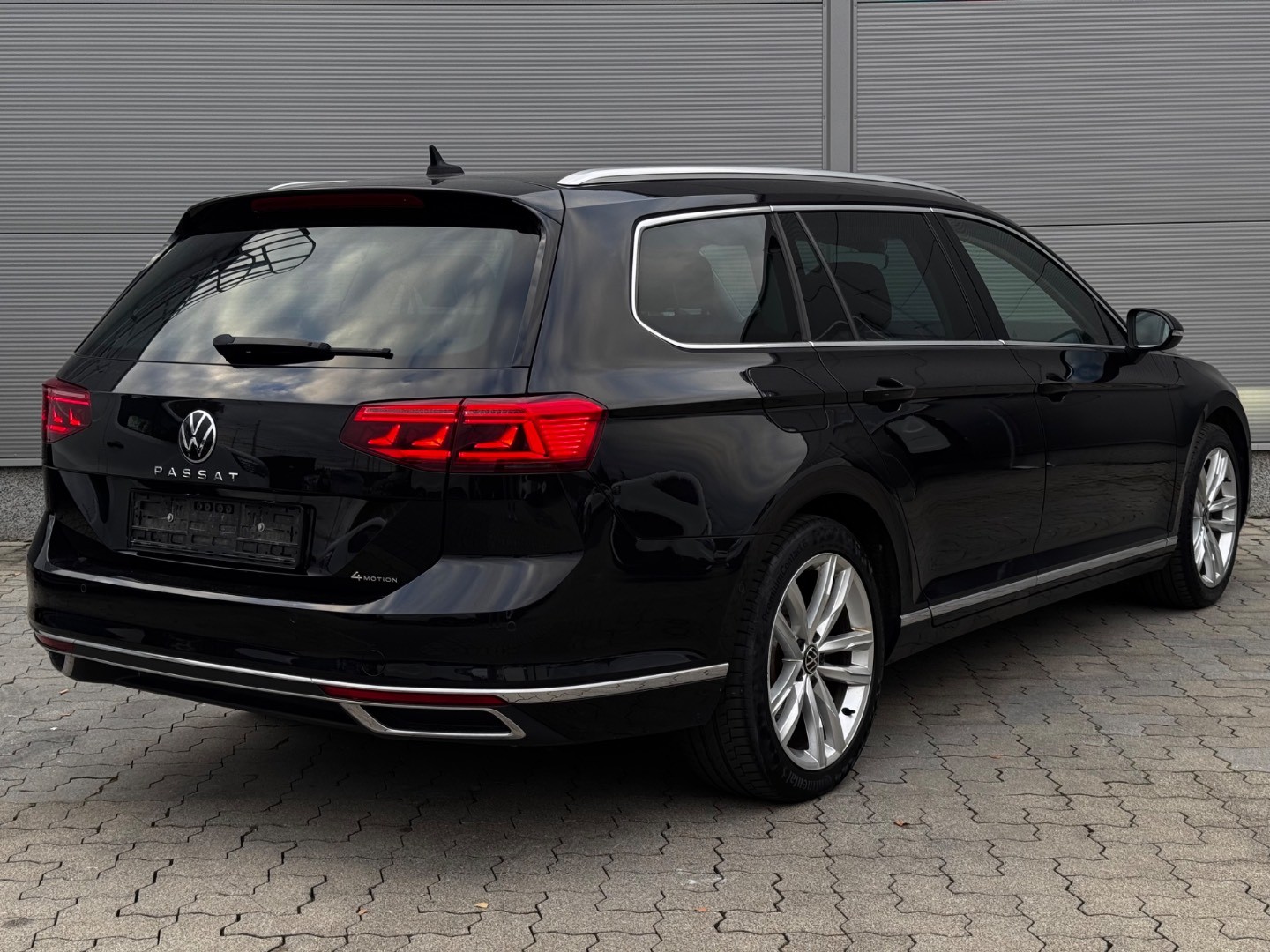 Volkswagen Passat Variant 2.0 TDI Elegance 4Motion DSG