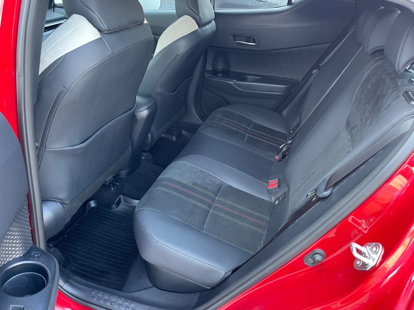 Toyota C-HR 1.8 Hybrid GR Sport E-CVT