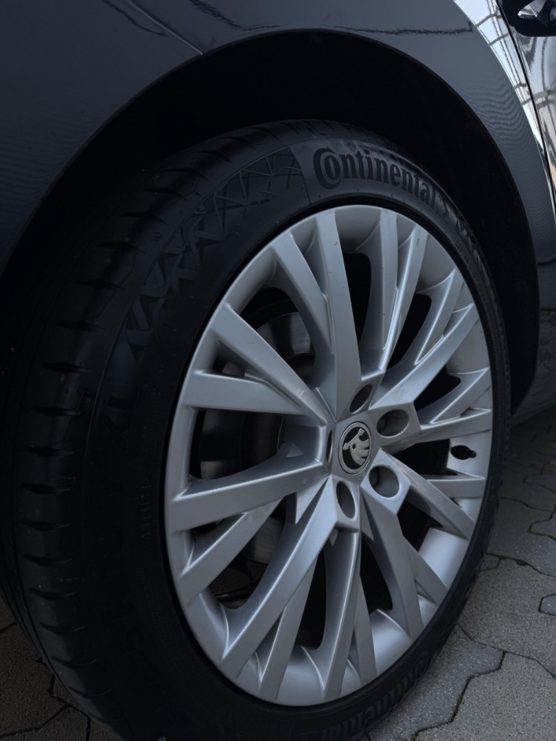 Škoda Superb 2.0 TDI SCR L K 4×4 DSG