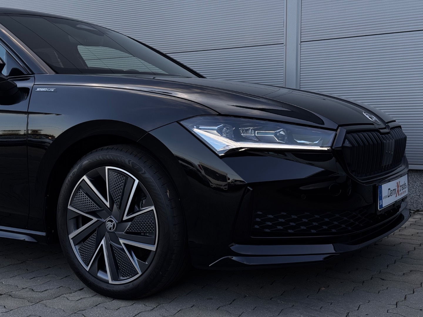 Škoda Superb Sportline 2.0 TSI 195kW 7DSG 4×4 NOVÝ