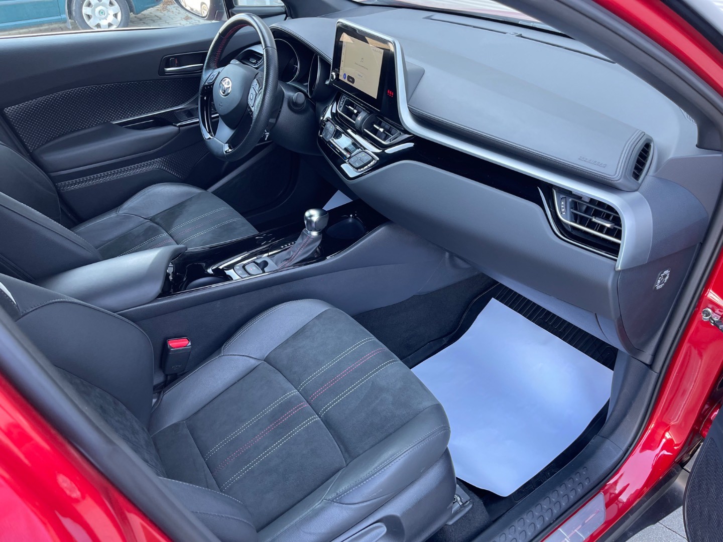 Toyota C-HR 1.8 Hybrid GR Sport E-CVT