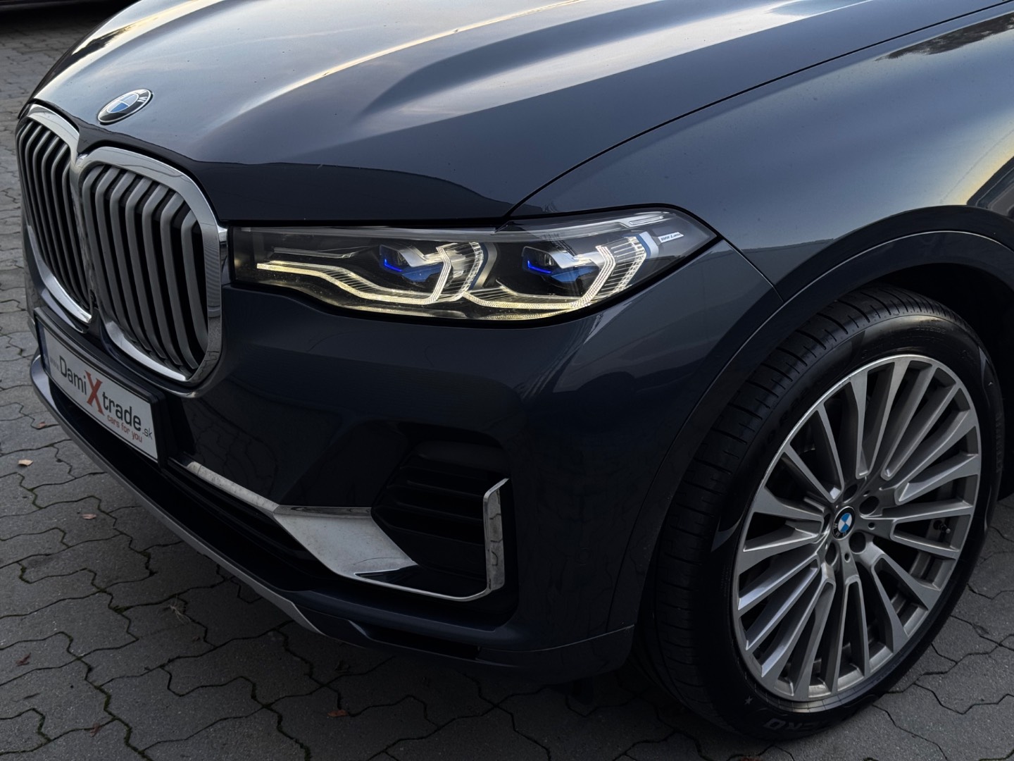 BMW X7 xDrive 40i mHEV A/T