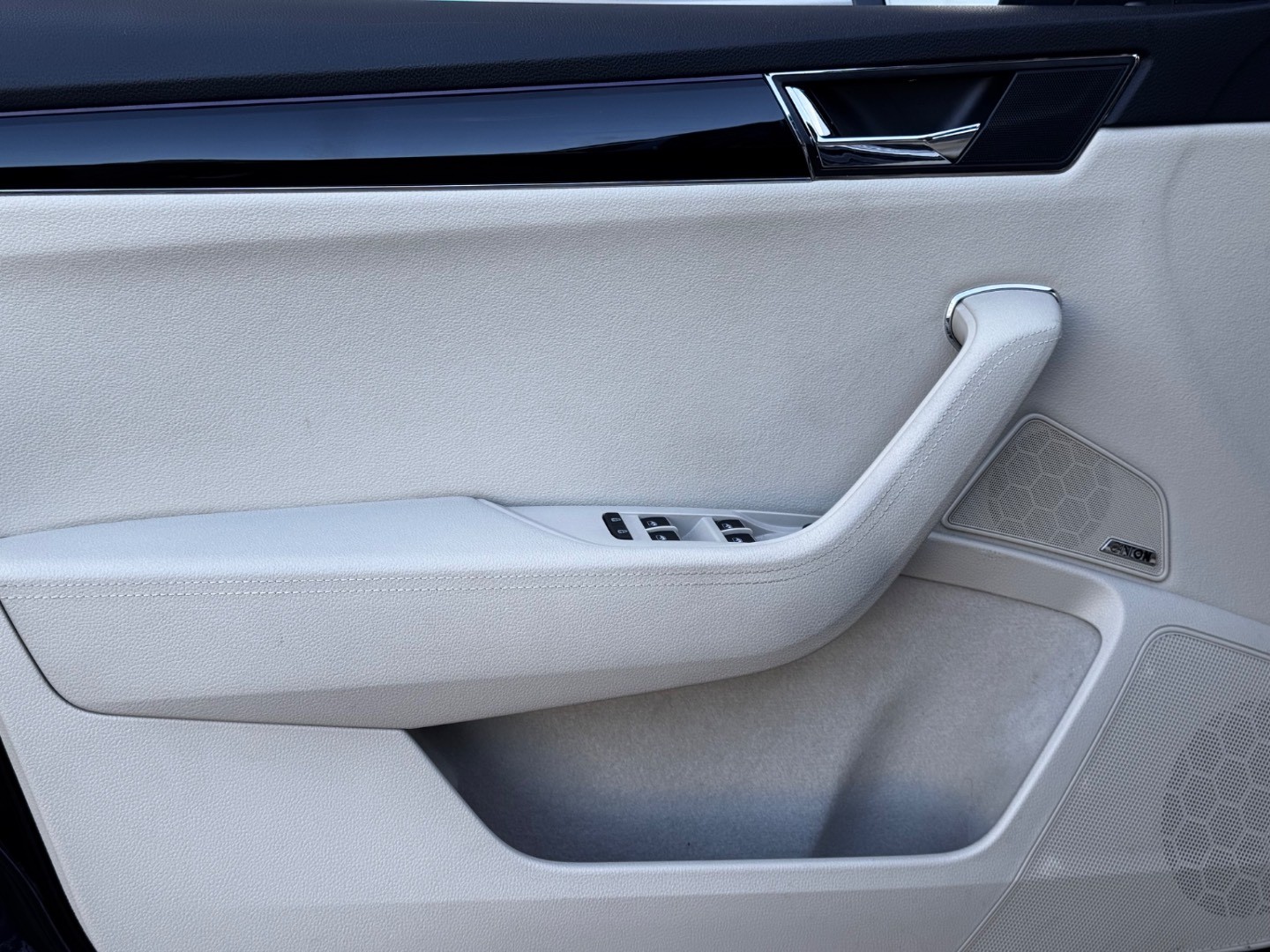 Škoda Superb 2.0 TDI SCR L K 4×4 DSG