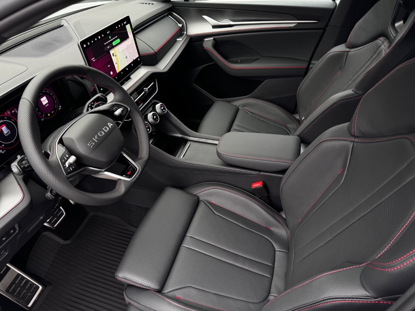 Škoda Kodiaq RS 2,0 TSI 195,00 kW 7-stup. Automat. 4×4 NOVÝ