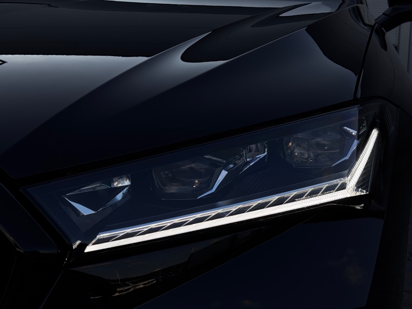 Škoda Superb Sportline 2.0 TSI 195kW 7DSG 4×4 NOVÝ