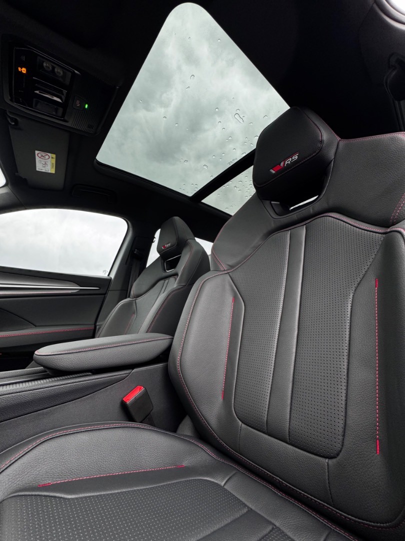 Škoda Kodiaq RS 2,0 TSI 195,00 kW 7-stup. Automat. 4×4 NOVÝ