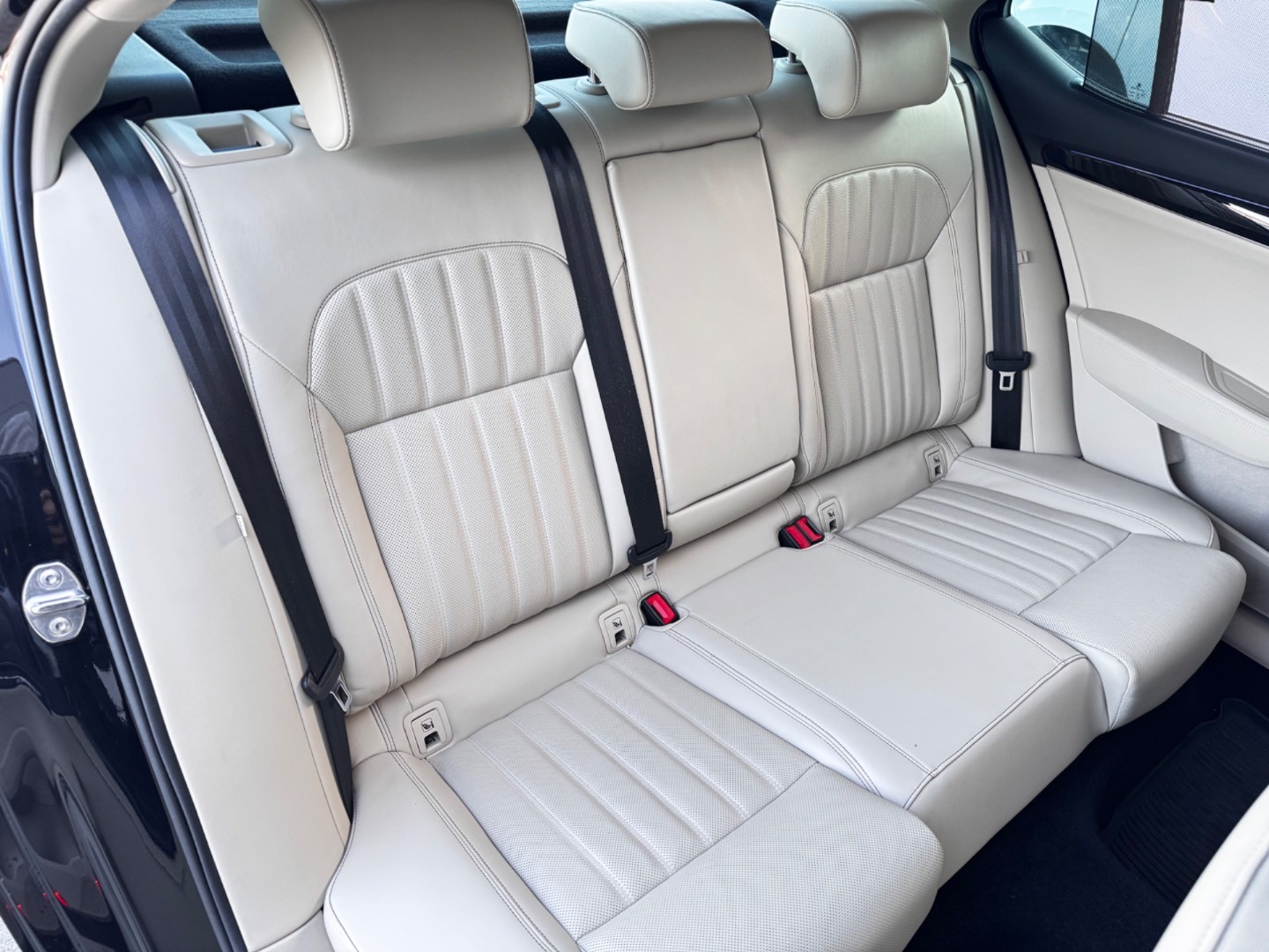 Škoda Superb 2.0 TDI SCR L K 4×4 DSG