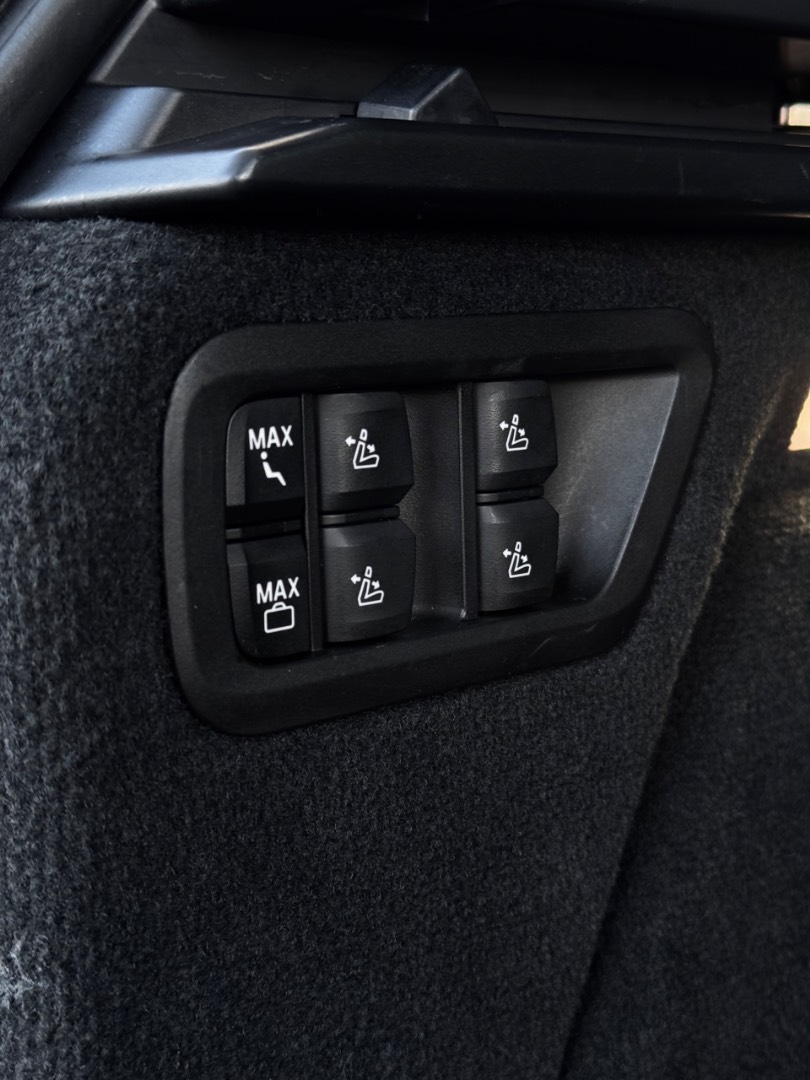 BMW X7 xDrive 40i mHEV A/T