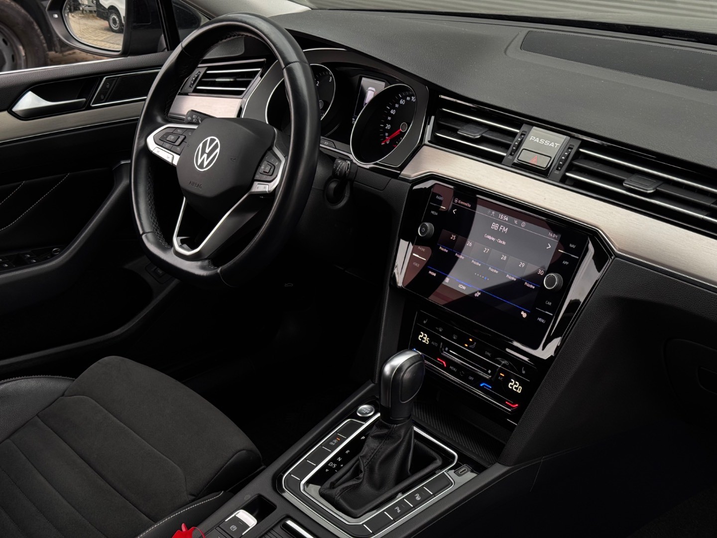 Volkswagen Passat Variant 2.0 TDI Elegance 4Motion DSG