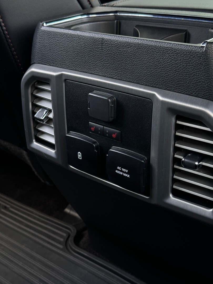 Ford F-150 4×4 PLATINUM Texas Edition